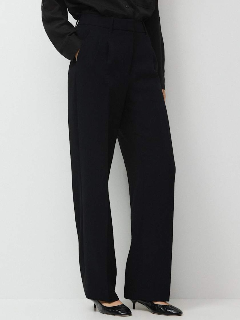 Aritzia
The Effortless Pant™ - Crepette™